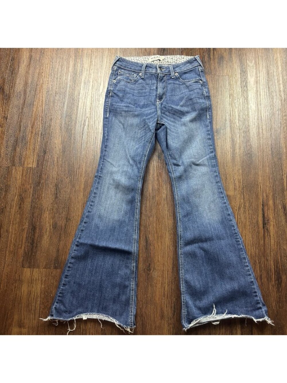 Ariat REAL High Rise Beverly Flare Jeans Distressed Dark Wash Women’s Size 28s